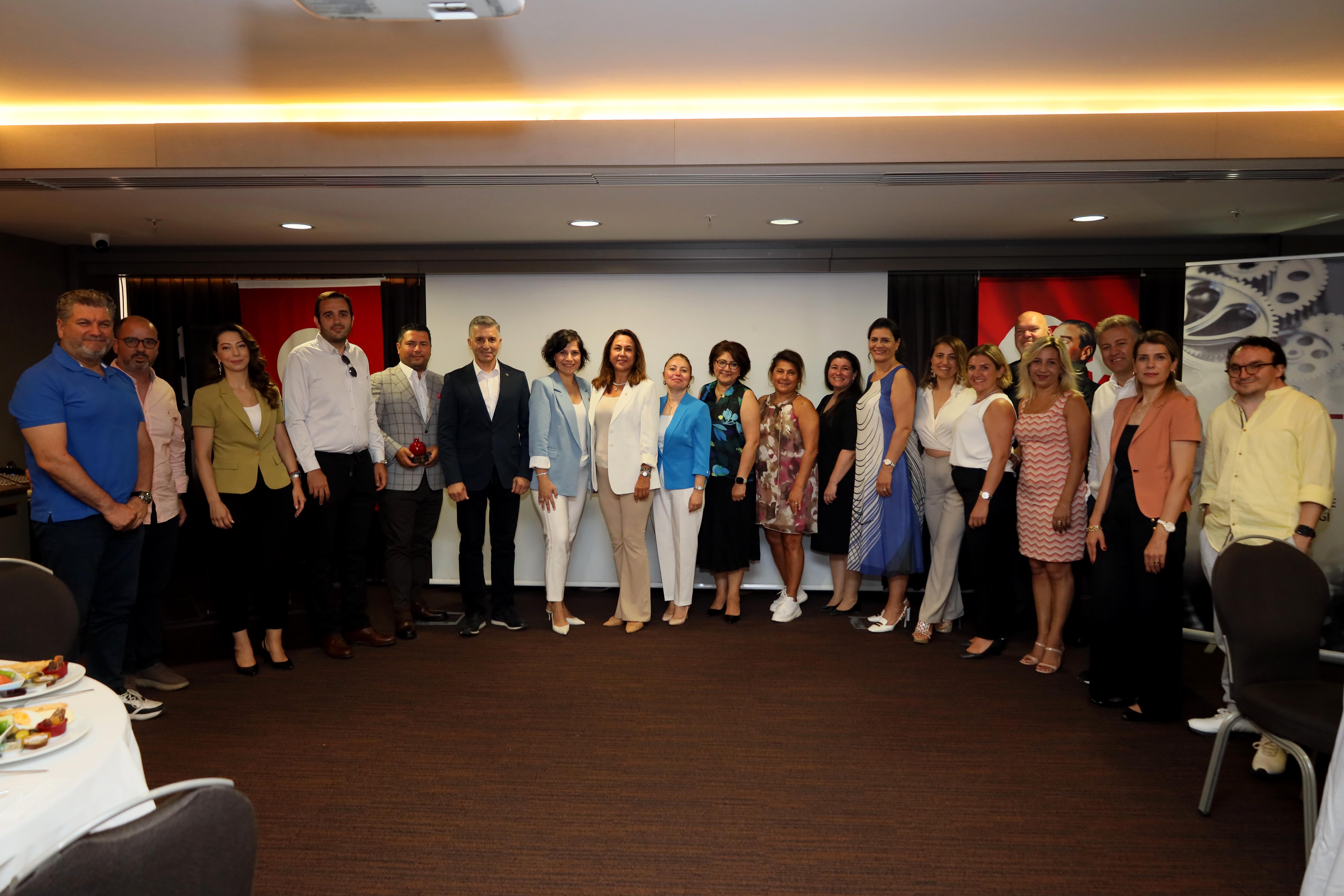 Geleneksel Perşembe Kahvaltımız Ermat Grup Sponsorluğunda Ramada Otel’de Gerçekleştirildi.